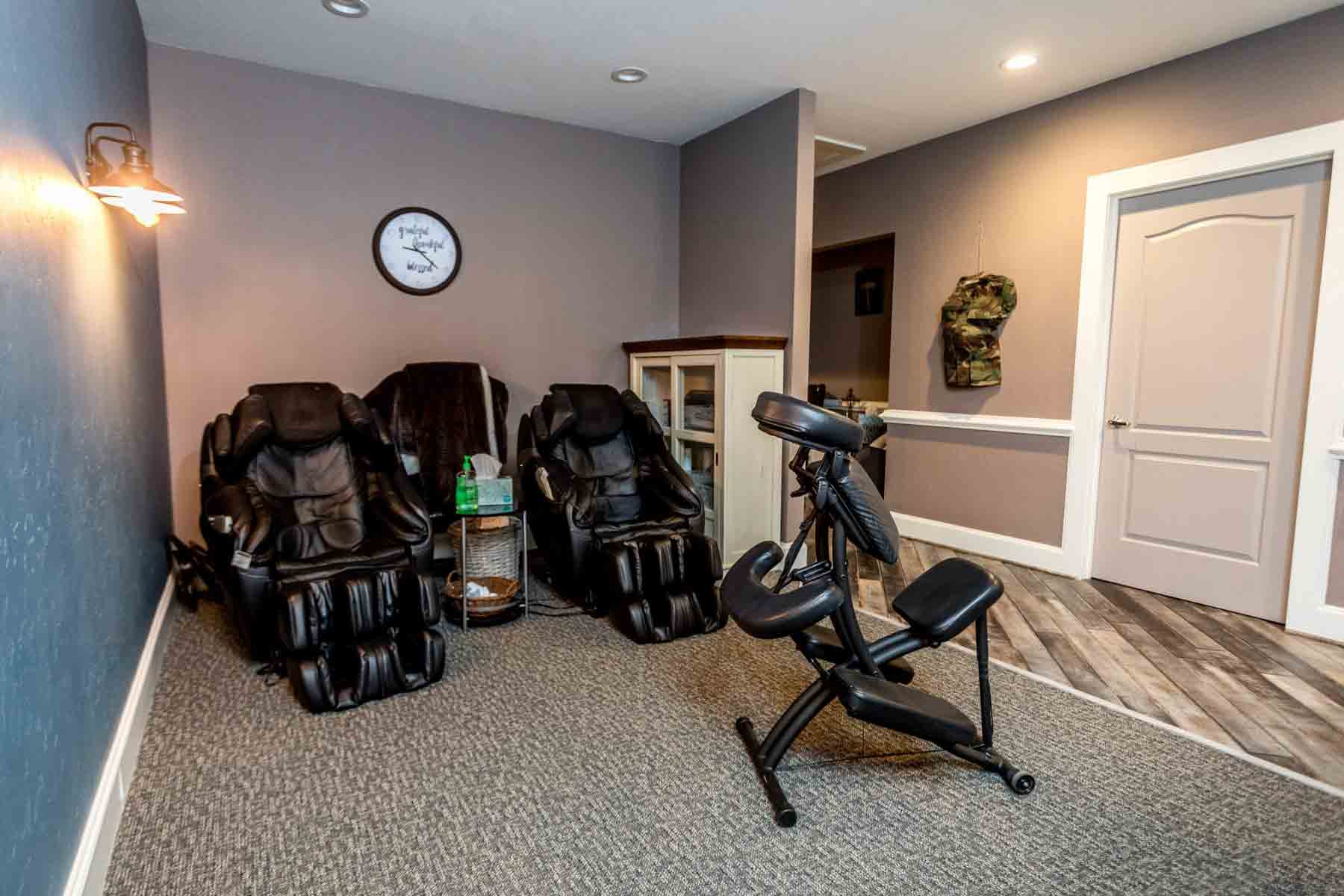 Inside 5 New Beginnings Family Chiropractic